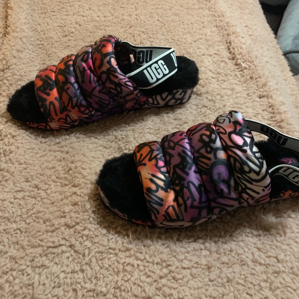 Ugh slippers NWOT Size 10